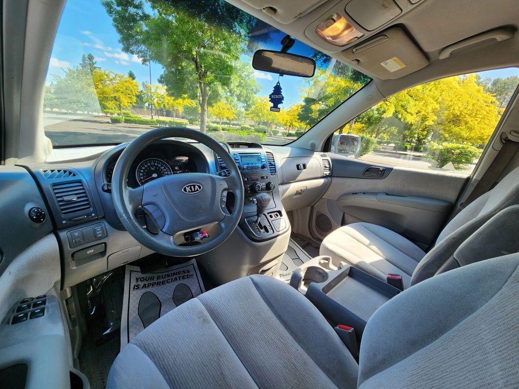 used 2006 Kia Sedona car, priced at $3,990
