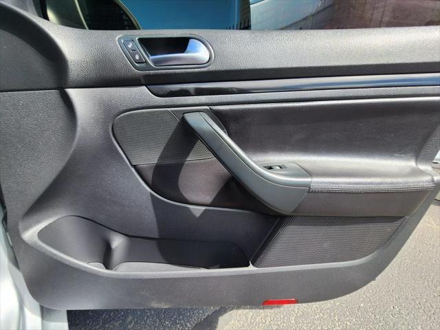 used 2012 Volkswagen Jetta SportWagen car, priced at $7,990