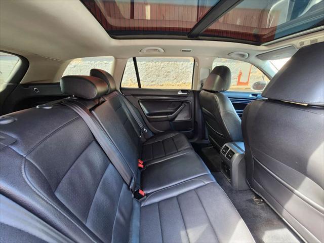 used 2012 Volkswagen Jetta SportWagen car, priced at $7,990