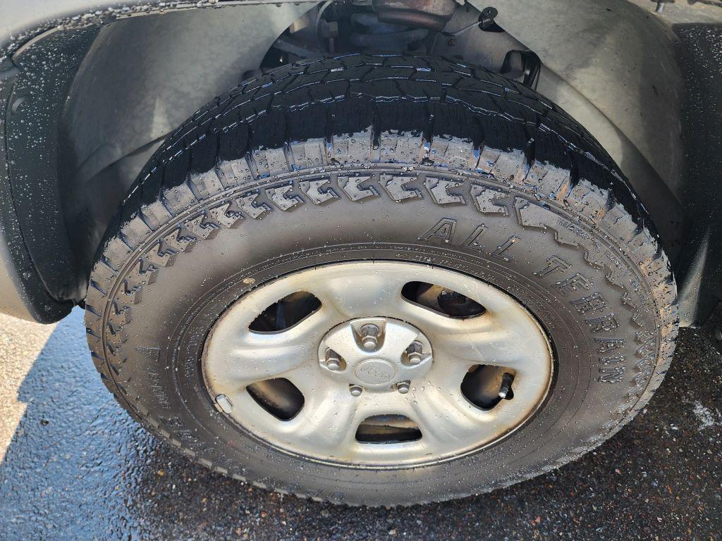 used 2006 Jeep Liberty car, priced at $3,495