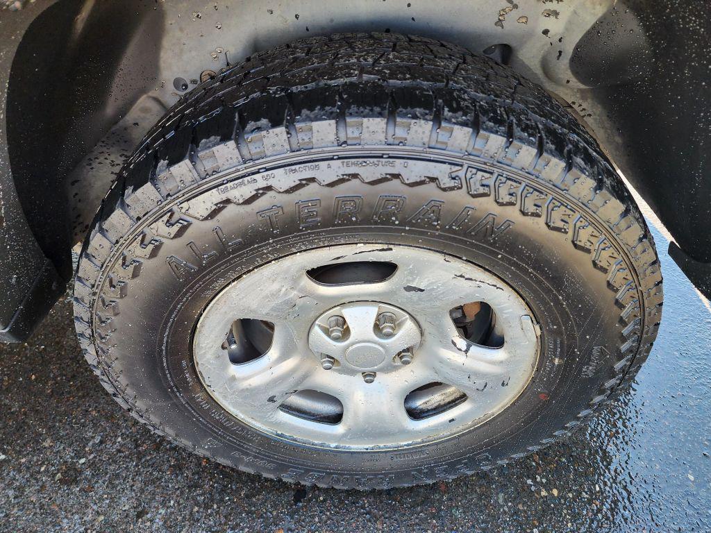used 2006 Jeep Liberty car, priced at $3,495