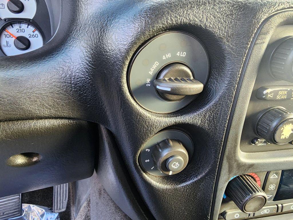 used 2005 Chevrolet TrailBlazer EXT car, priced at $6,990