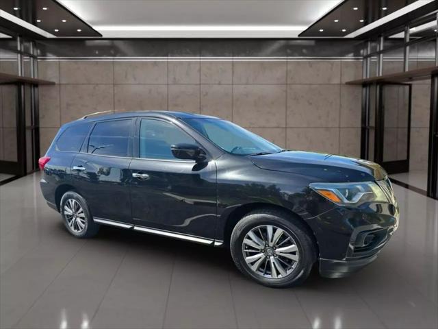 used 2018 Nissan Pathfinder car, priced at $10,750