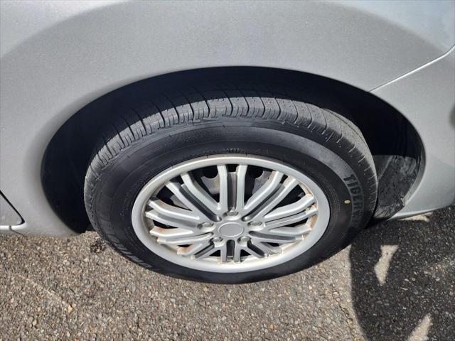 used 2019 Nissan Versa Note car, priced at $10,999