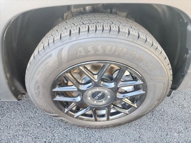 used 2019 Jeep Cherokee car, priced at $14,990