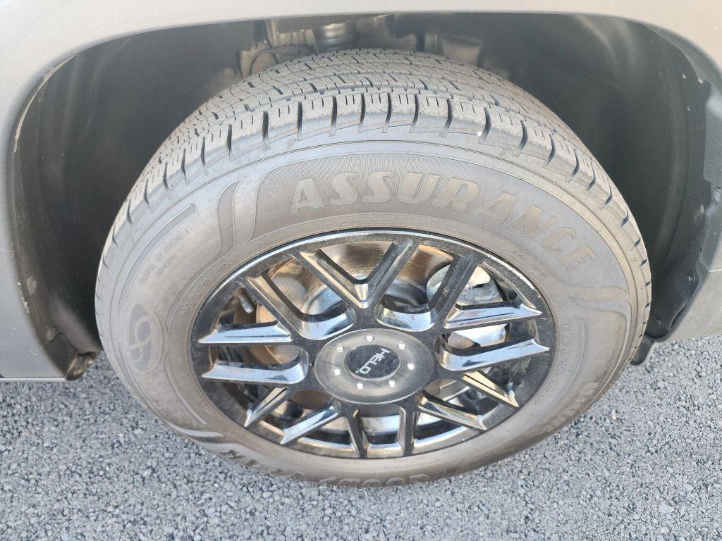 used 2019 Jeep Cherokee car, priced at $14,990