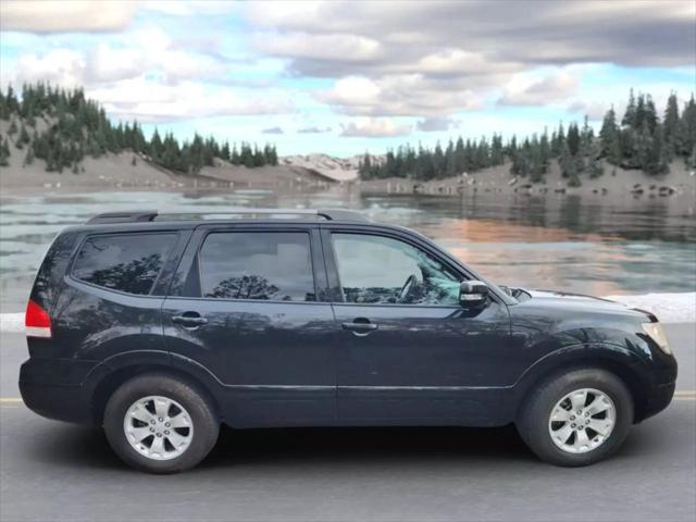 used 2009 Kia Borrego car, priced at $5,495