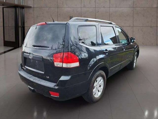 used 2009 Kia Borrego car, priced at $5,495