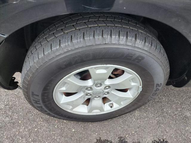 used 2009 Kia Borrego car, priced at $5,495