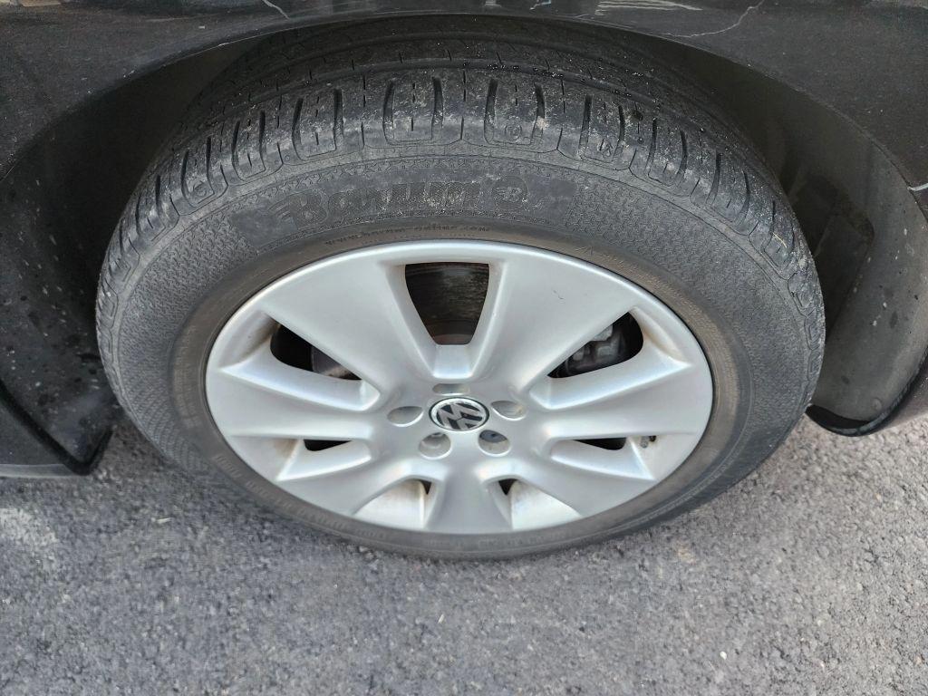 used 2008 Volkswagen New Beetle car, priced at $6,495