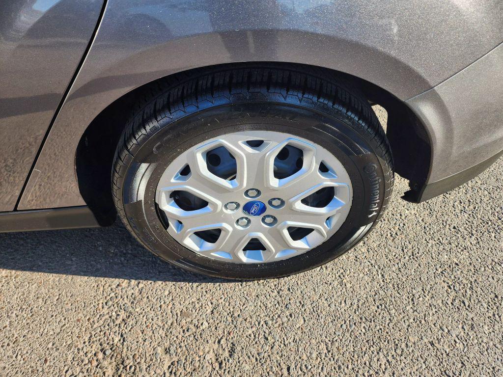 used 2012 Ford Focus car, priced at $5,299