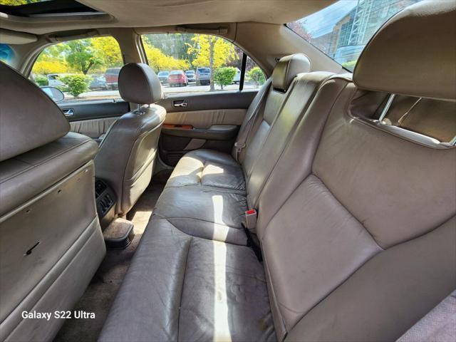 used 2004 Acura RL car, priced at $2,995