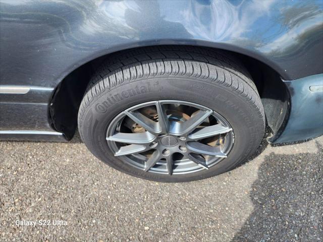 used 2004 Acura RL car, priced at $2,995