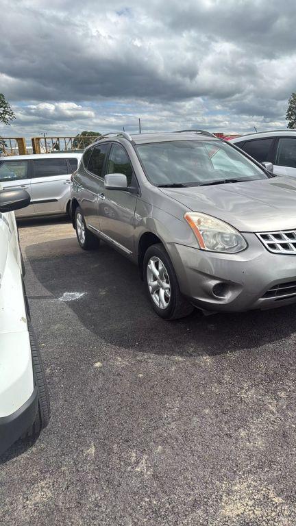 used 2011 Nissan Rogue car, priced at $5,995