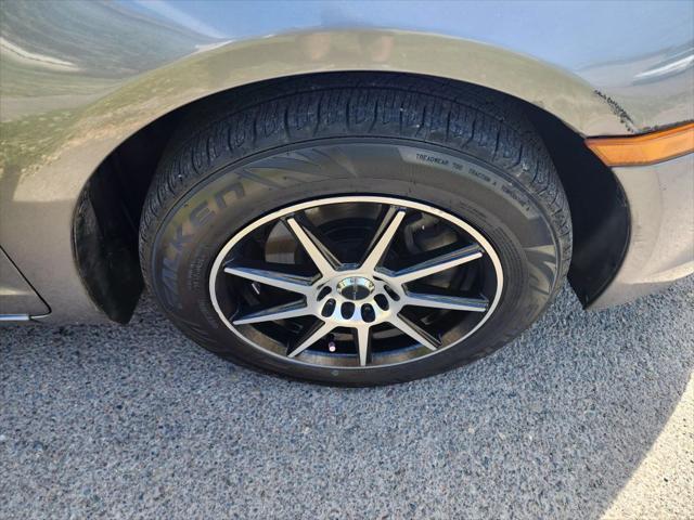 used 2007 Ford Fusion car, priced at $4,990