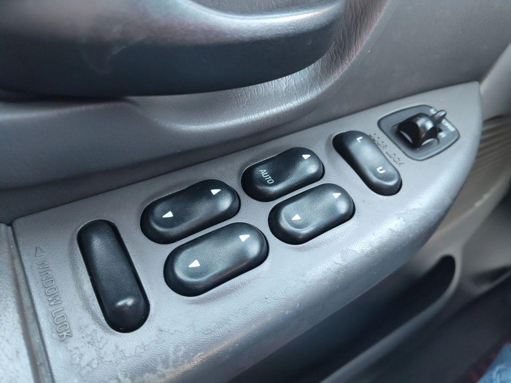 used 2001 Ford F-150 car, priced at $5,895