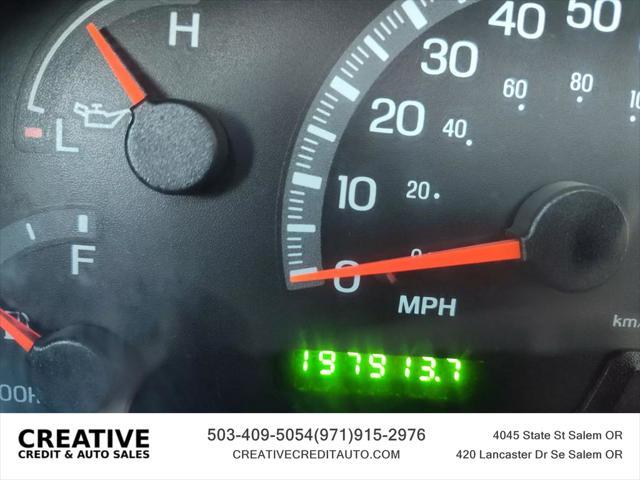 used 2001 Ford F-150 car, priced at $6,900