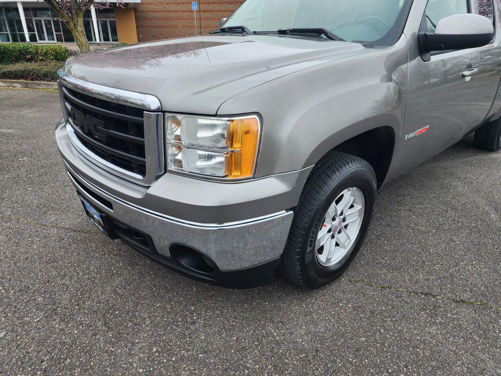 used 2007 GMC Sierra 1500 car, priced at $12,900