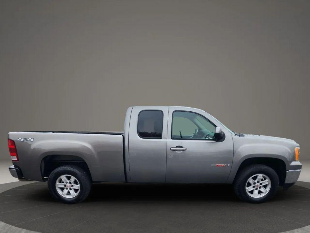 used 2007 GMC Sierra 1500 car, priced at $12,900