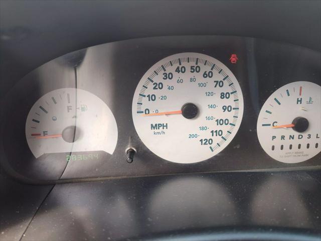 used 2005 Dodge Caravan car, priced at $999