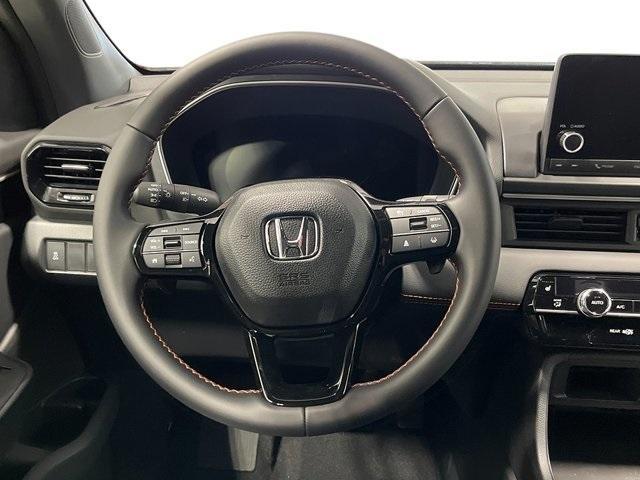 new 2025 Honda Pilot car, priced at $44,955