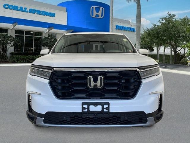 new 2025 Honda Pilot car, priced at $47,450