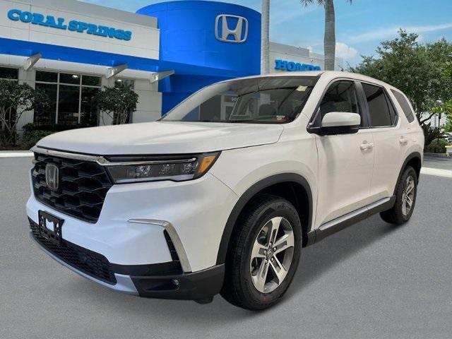 new 2025 Honda Pilot car, priced at $47,450