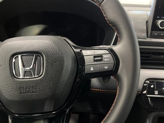 new 2025 Honda Pilot car, priced at $44,480