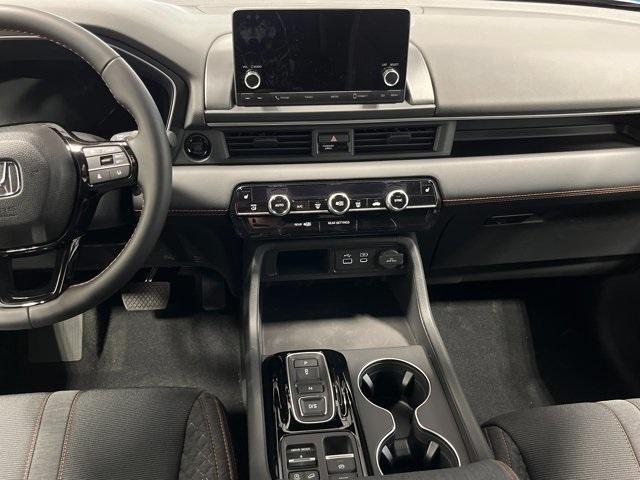 new 2025 Honda Pilot car, priced at $44,480
