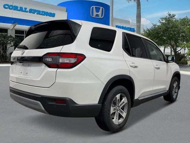 new 2025 Honda Pilot car, priced at $47,505