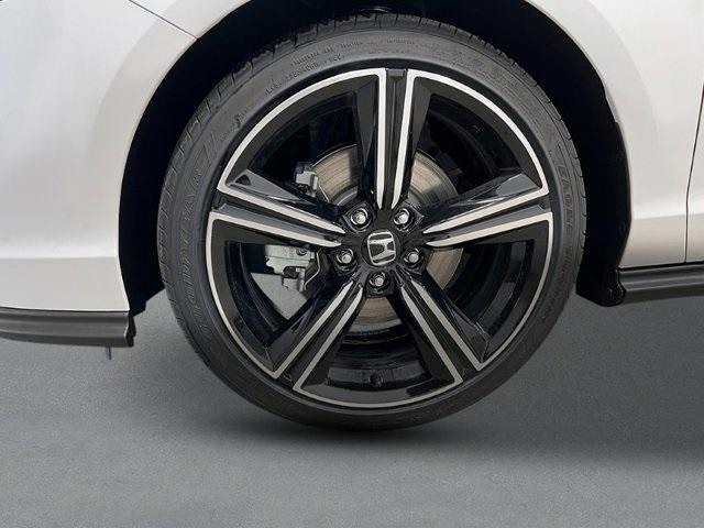 new 2025 Honda Accord Hybrid car, priced at $35,260