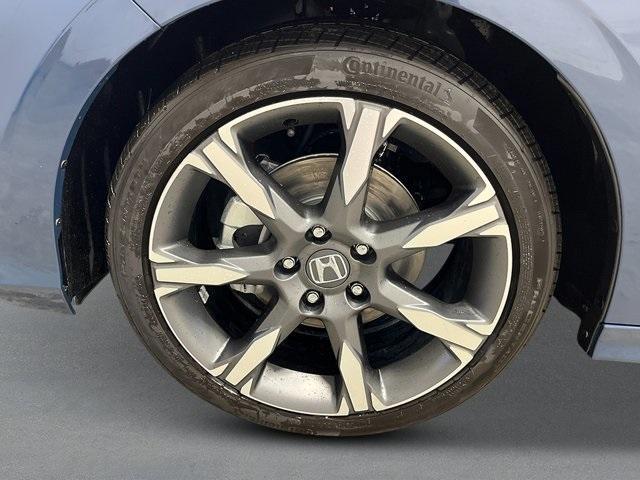 new 2025 Honda Civic Hybrid car, priced at $33,555