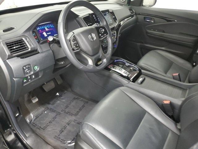 used 2022 Honda Pilot car, priced at $33,990
