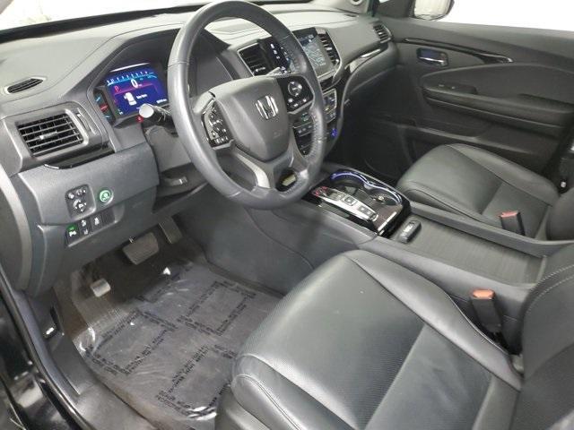 used 2022 Honda Pilot car, priced at $34,990