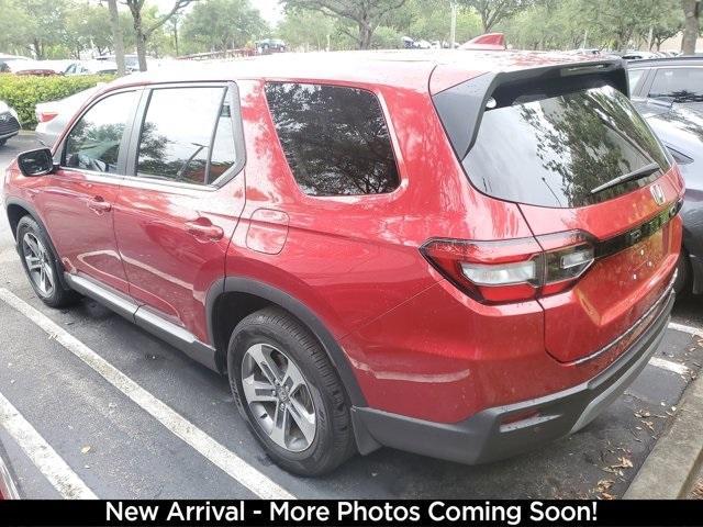 used 2025 Honda Pilot car, priced at $39,590