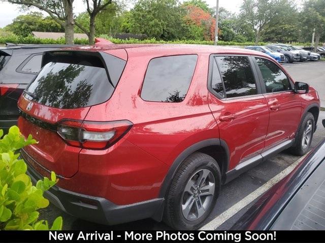 used 2025 Honda Pilot car, priced at $39,590