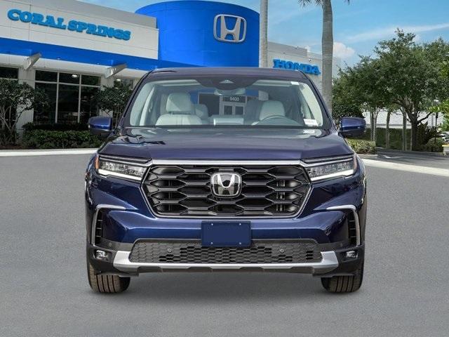 new 2025 Honda Pilot car, priced at $44,895