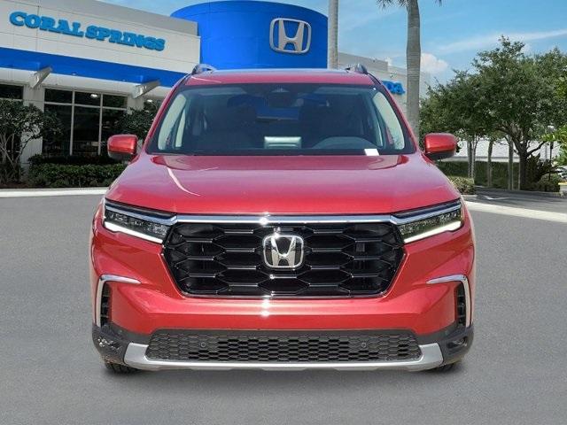 new 2025 Honda Pilot car, priced at $49,405