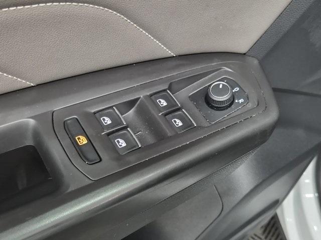 used 2023 Volkswagen Atlas Cross Sport car, priced at $22,290