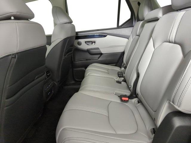 new 2025 Honda Pilot car, priced at $52,950