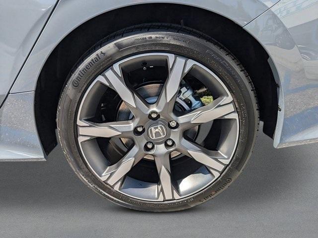 new 2025 Honda Civic Hybrid car, priced at $33,555