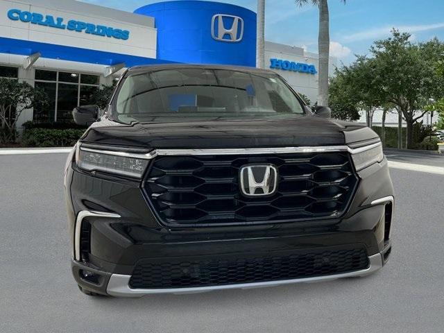 new 2025 Honda Pilot car, priced at $47,780