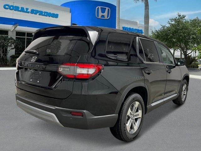 new 2025 Honda Pilot car, priced at $46,995