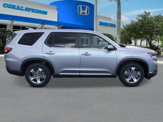 new 2025 Honda Pilot car, priced at $45,700