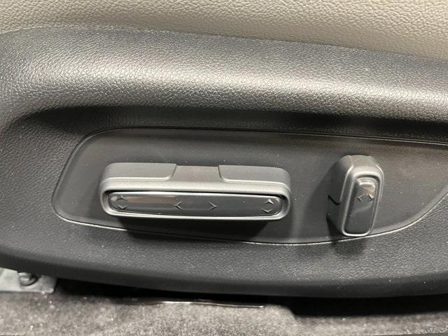 new 2025 Honda Civic Hybrid car, priced at $33,555
