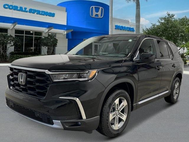 new 2025 Honda Pilot car, priced at $46,995