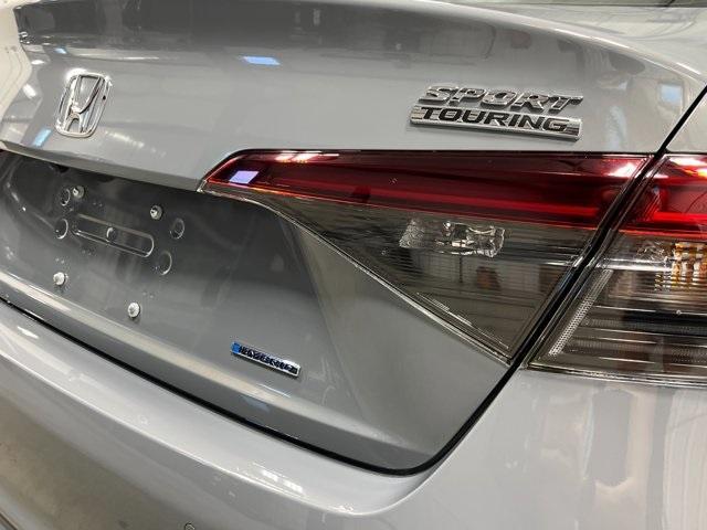 new 2025 Honda Civic Hybrid car, priced at $33,555
