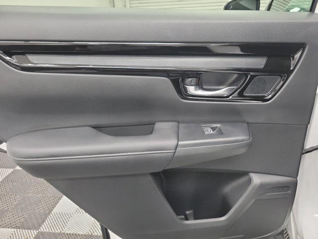 used 2025 Honda CR-V car, priced at $33,990