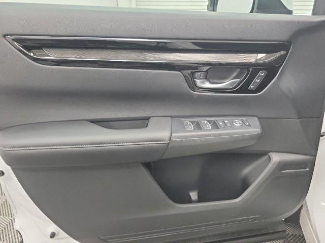 used 2025 Honda CR-V car, priced at $33,990