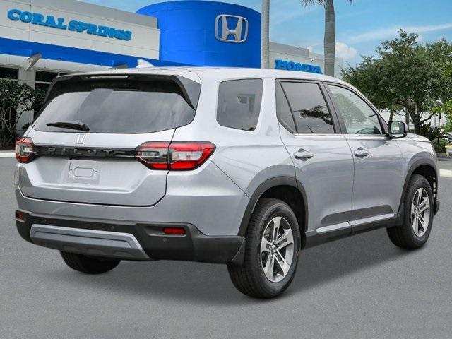 new 2025 Honda Pilot car, priced at $44,950